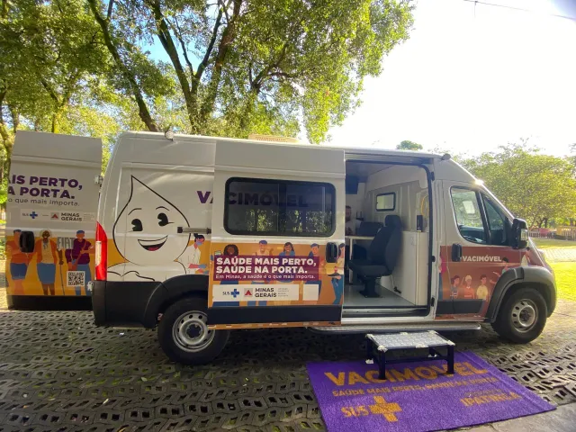 Ipatinga reforça vacinação com vacimóvel durante aniversário da cidade